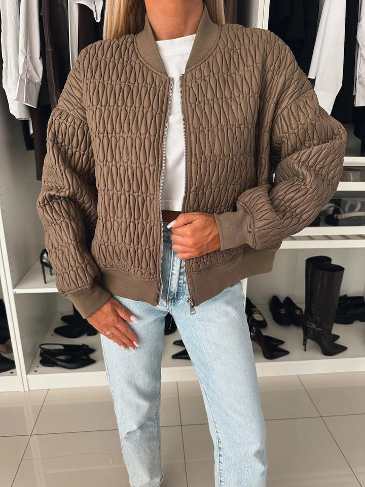Quilted jacket for women with a comfortable fit and elastic cuffs Lune London