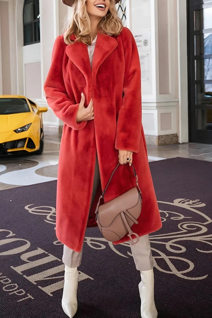 Elegant fleece jacket for women with a modern cut and generous pockets Lune London