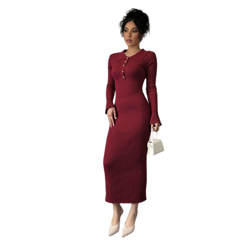 Robe maxi ajustée pour femmes avec col polo et patte de boutonnage Chic & Stil