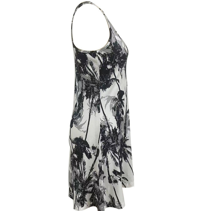 Casual summer dress for women with modern palm tree pattern Lune London