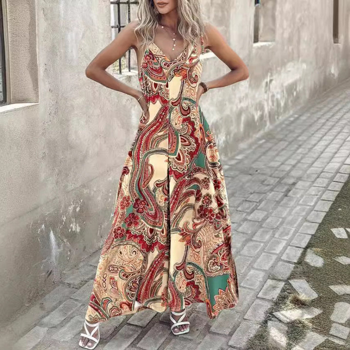 Bohemian maxi dress for women with V-neck and fluid design Lune London