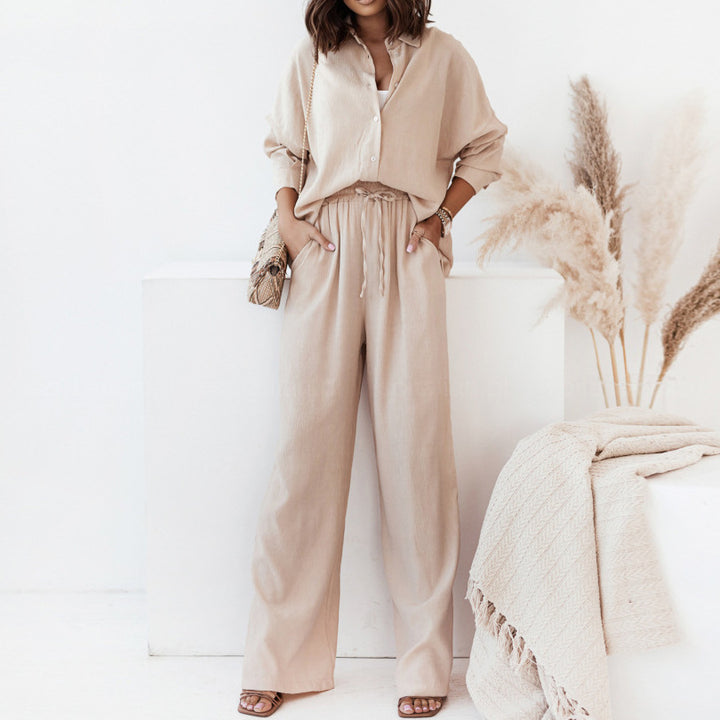Ensemble décontracté femme deux pièces avec chemise douce et pantalon confortable Chic & Stil