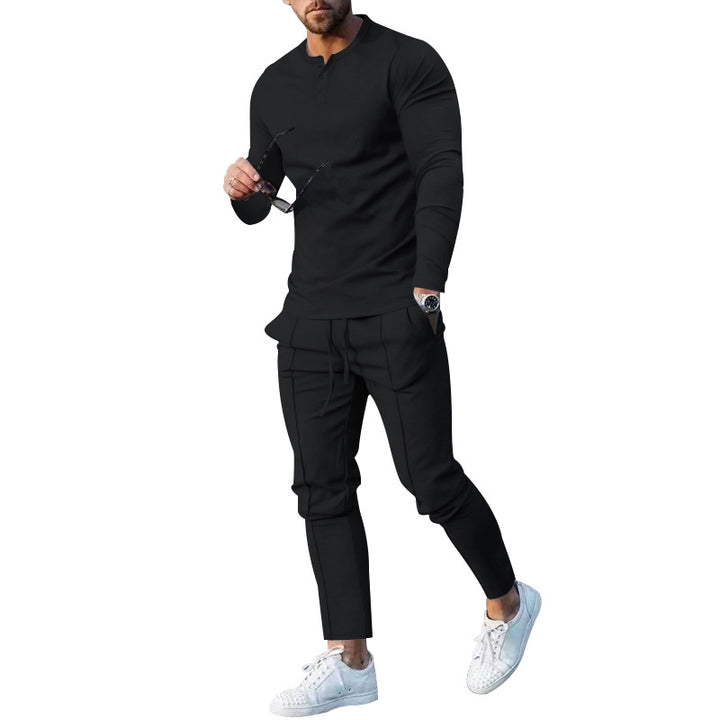Athletic leisure outfit for men with long sleeve Henley top and comfortable jogging capri pants Lune London