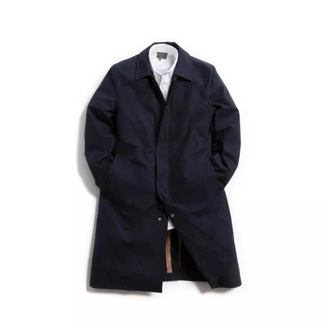 Elegant transitional coat for men with practical pockets and water-repellent fabric Lune London