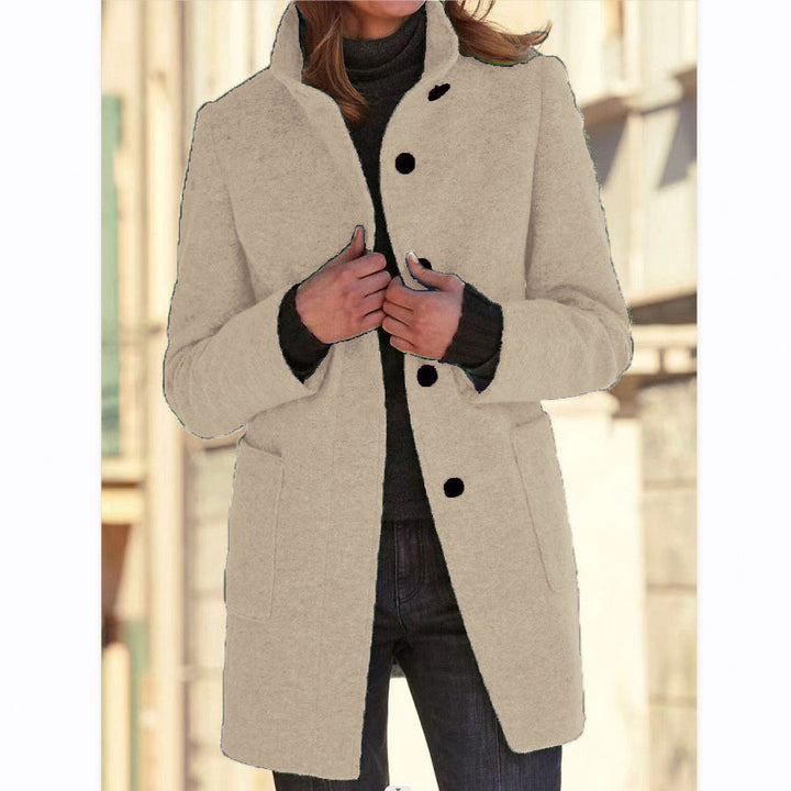 Wool coat for women with an elegant button detail and practical pockets Lune London