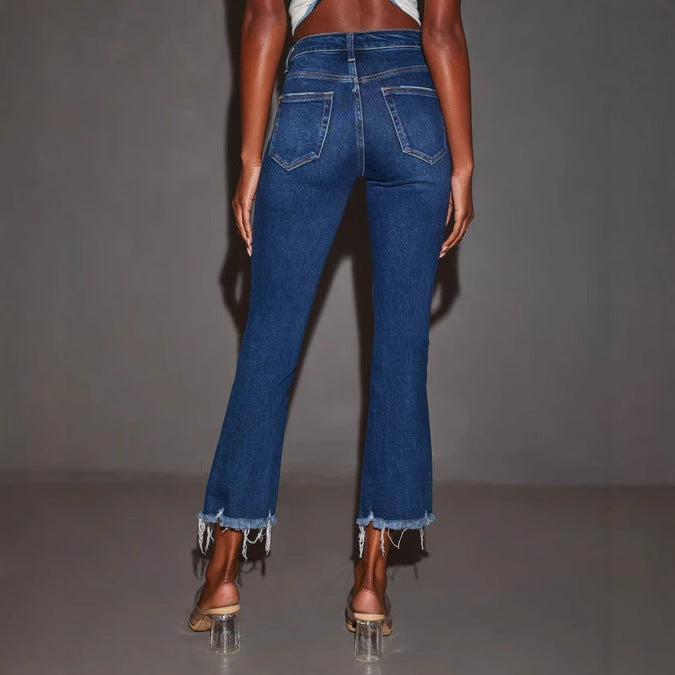 Flared jeans for women with frayed hem and trendy distressed effect Chic & Stil