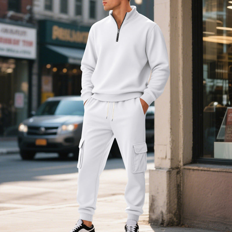 Sport leisure set for men with high collar and practical cargo pockets Lune London