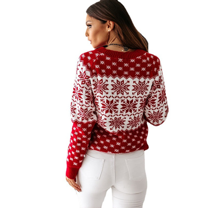 Christmas knitted sweater for ladies with a festive snowflake design and a soft material Lune London