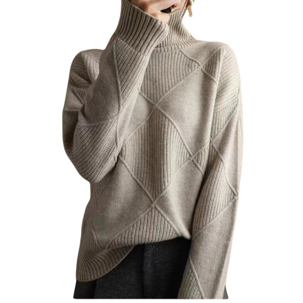 Chunky knit sweater for ladies with an elegant turtleneck and a textured pattern Lune London