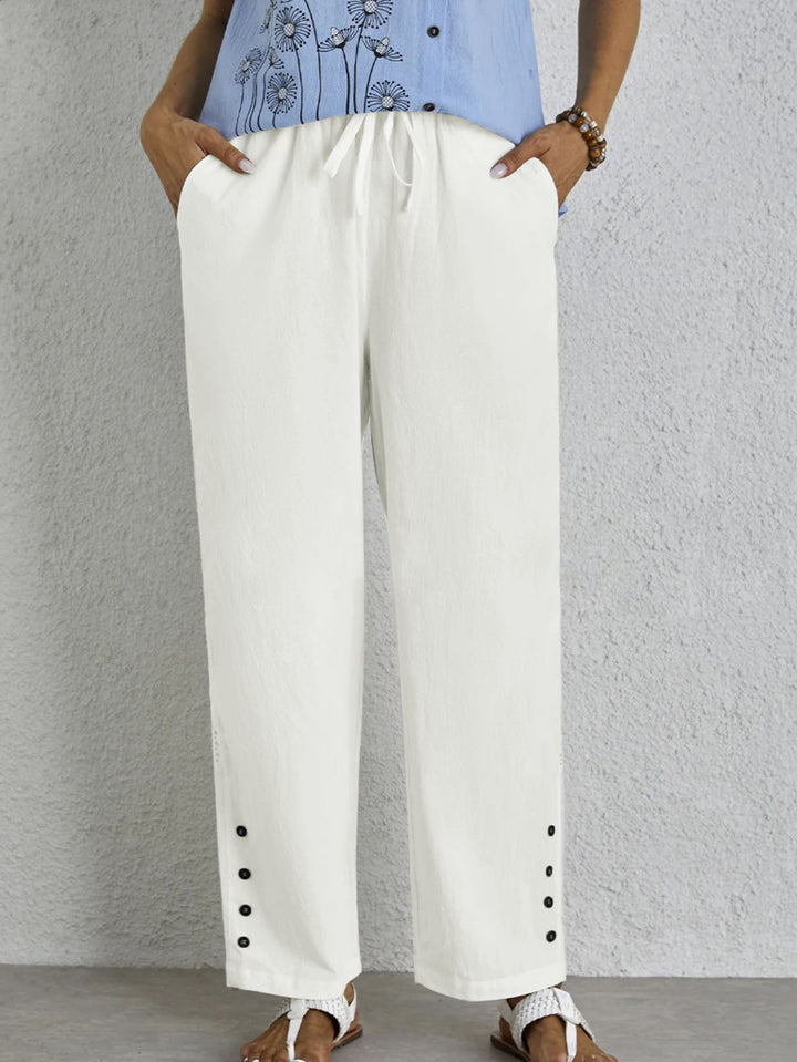High-waisted chino pants for women with elastic waistband and side pockets Lune London