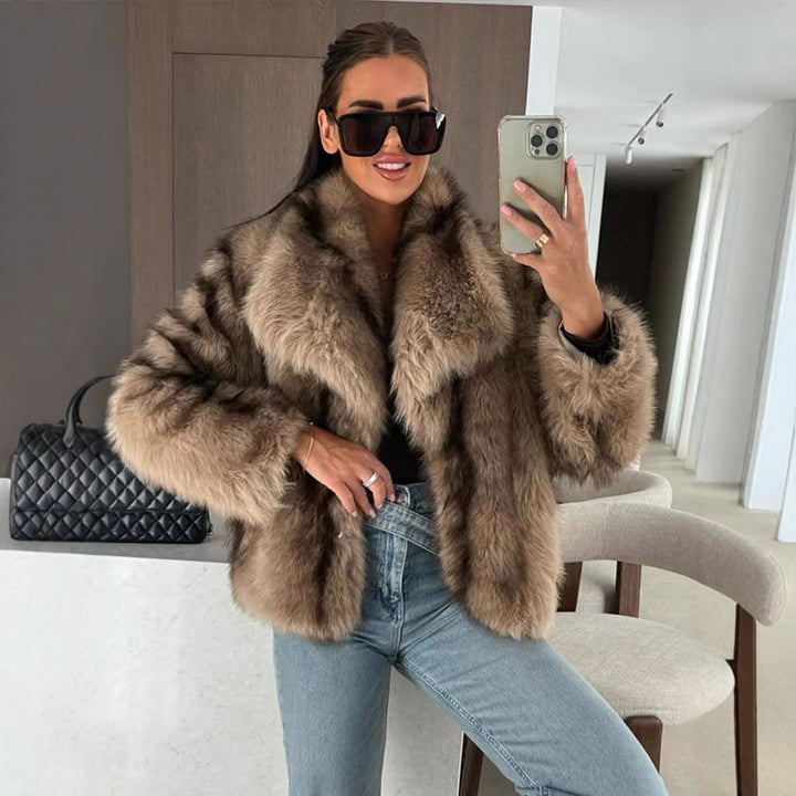 Ladies elegant faux fur jacket Lune London