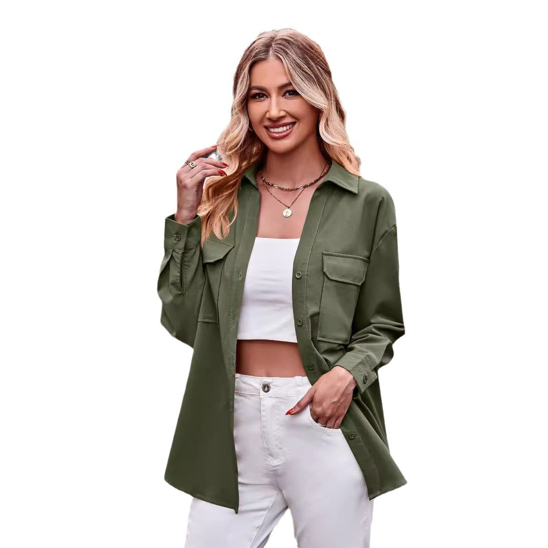 Casual blouse shirt for women with practical chest pockets and relaxed fit Lune London