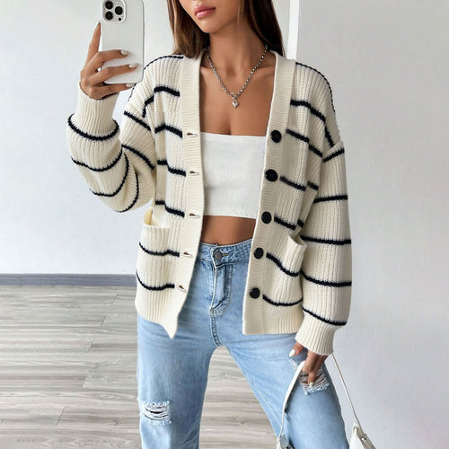 Gilet femme à manches longues avec des détails de rayures classiques Chic & Stil