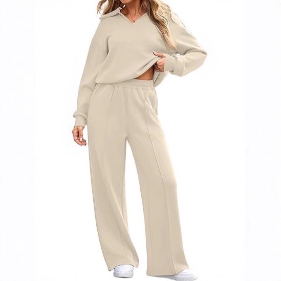 Ensemble de loisirs pour femmes avec décolleté en V et coupe ample Chic & Stil