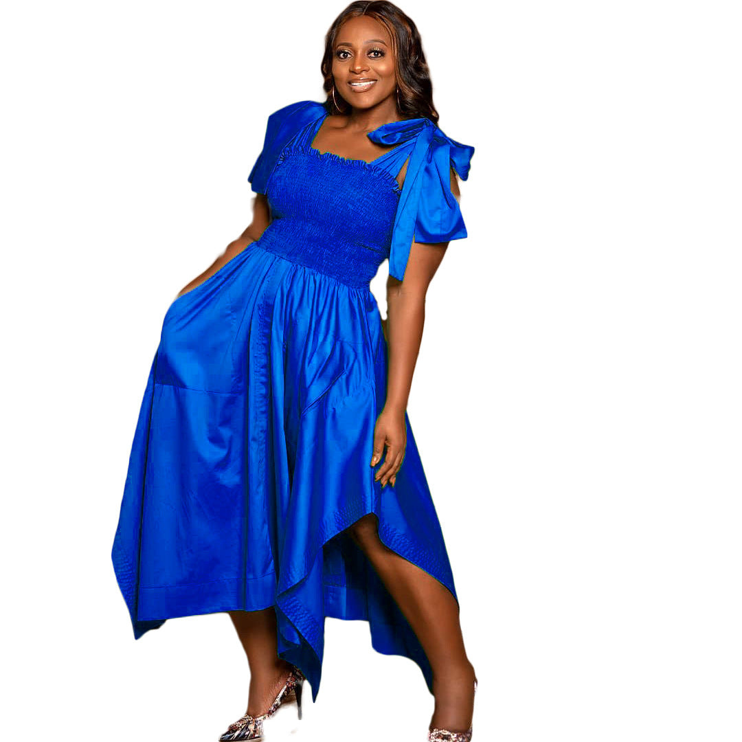 Ladies Elegant Midi Dress with a Flattering Cut and Playful Sleeves Lune London