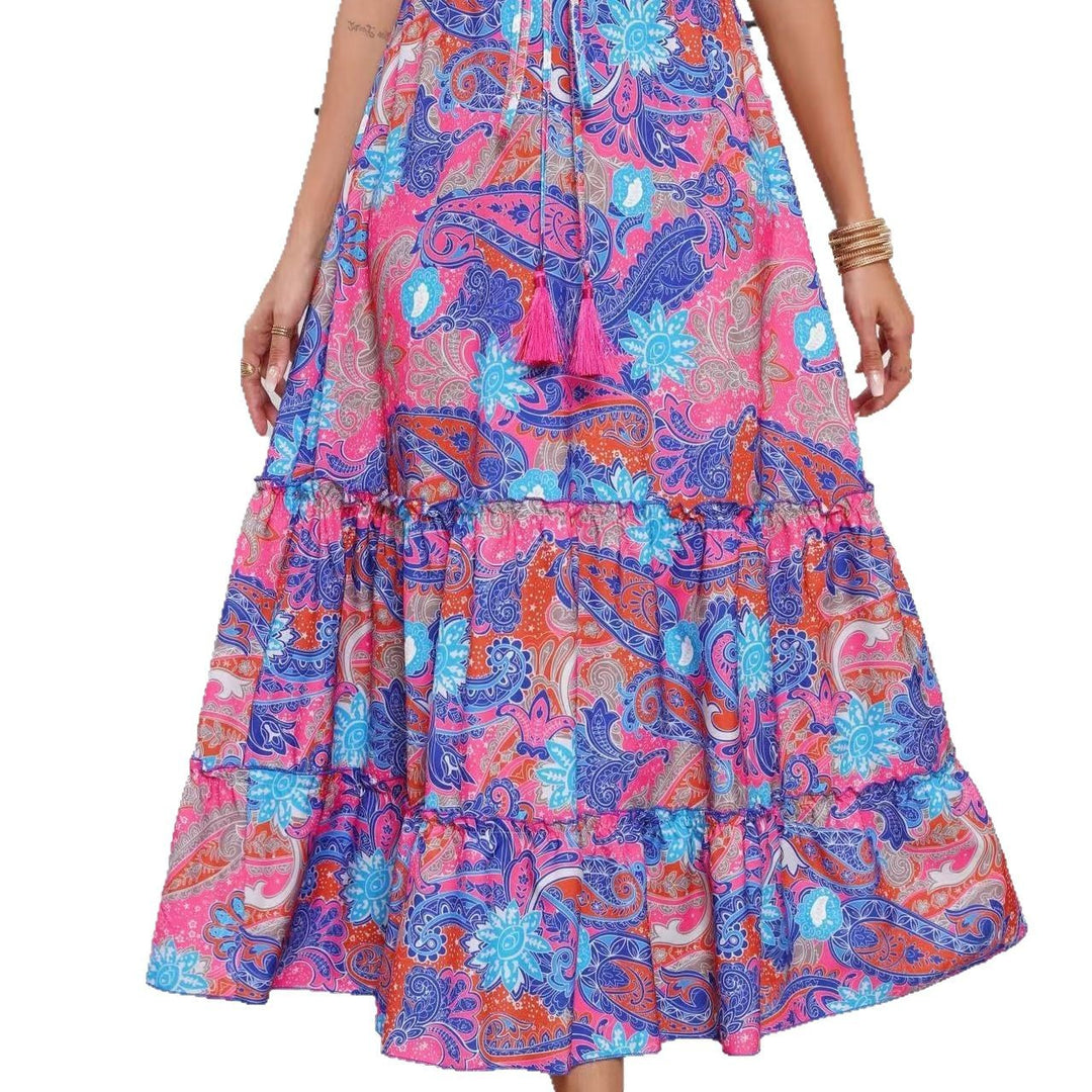 Maxi skirt for women with a playful paisley design and voluminous ruffles Lune London