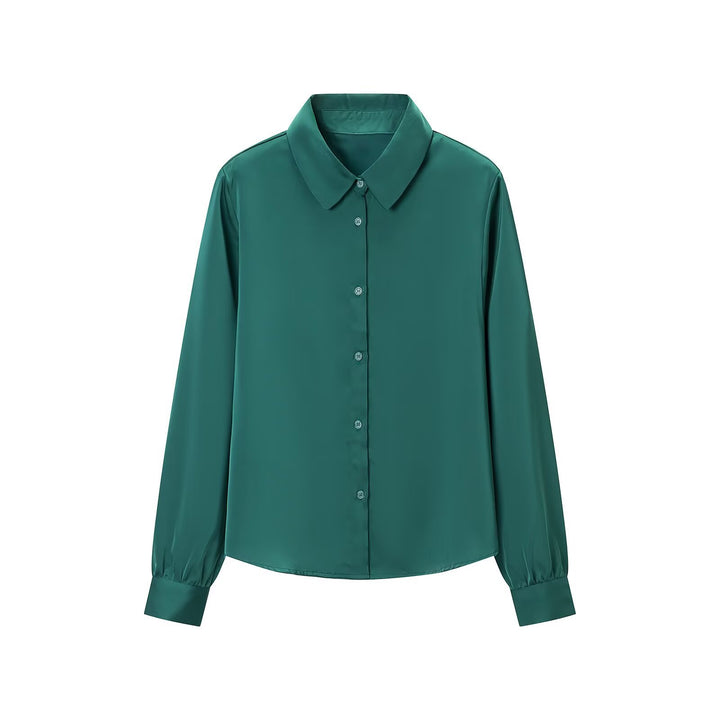 Ladies silk-like blouse with full button closure and wide collar Amarae