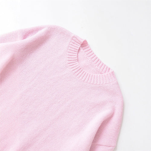 Comfortable oversized sweater for women with a round neck and wide cuffs Amarae