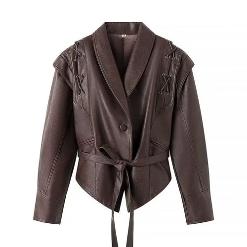Veste blazer en faux cuir pour femmes avec détail de ceinture décoratif et col généreux Chic & Stil