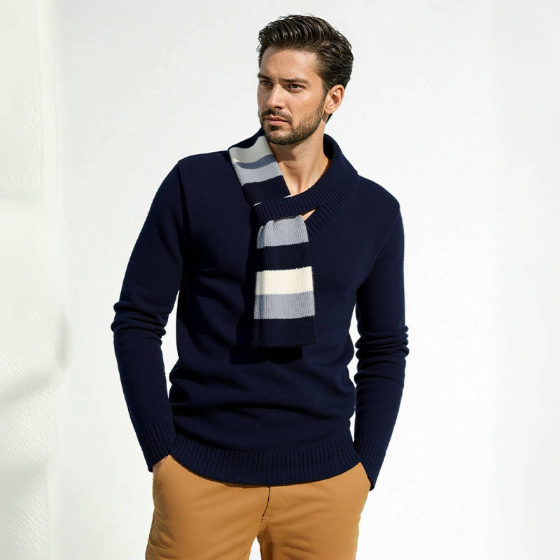 High quality men's V-neck pullover in soft knit material Lune London