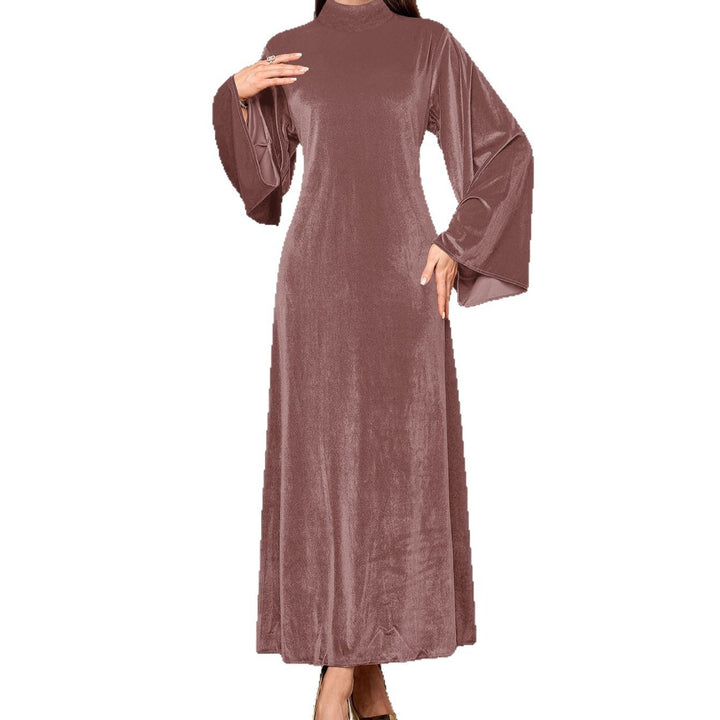 Maxi fitted dress for women in luxurious velvet with voluminous sleeves Lune London