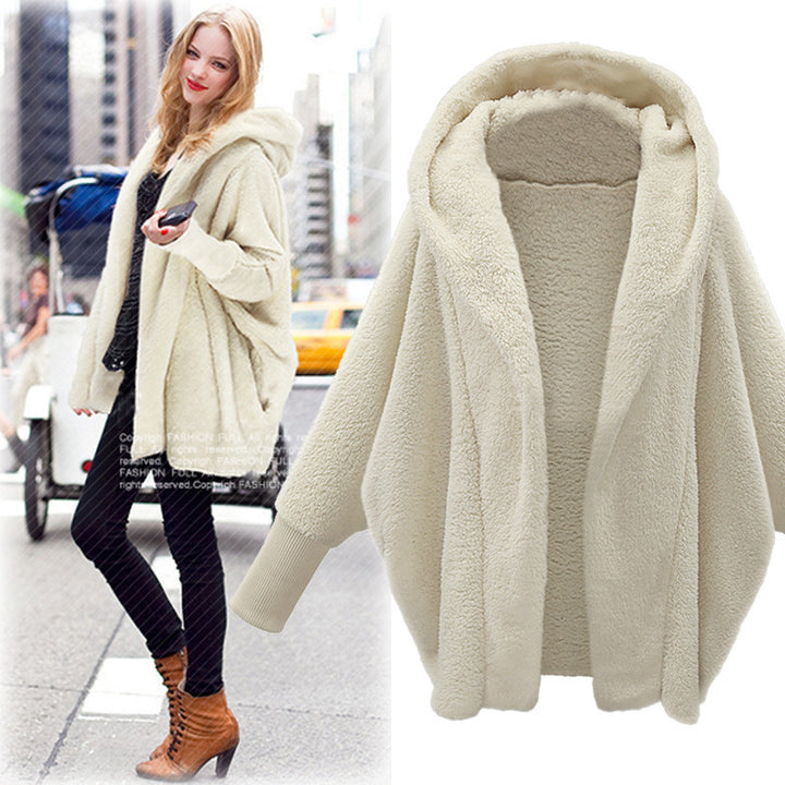 Women's Cozy Oversized Hoodie Cardigan made of Teddy Fleece with Bat Sleeves Amarae