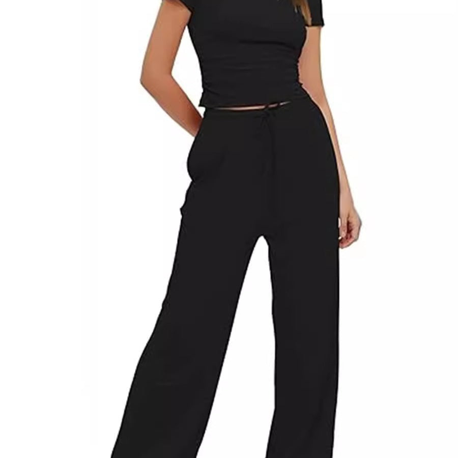 Casual set for women with crop top and wide pants Lune London