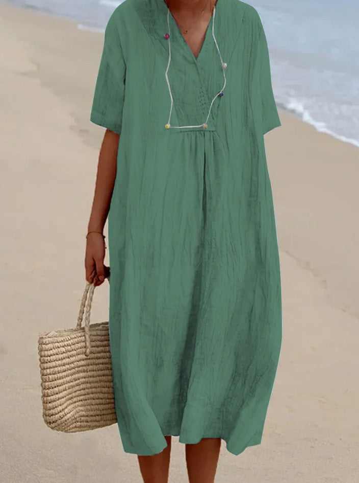 Casual midi dress for women with V-neck and comfortable short sleeves Lune London