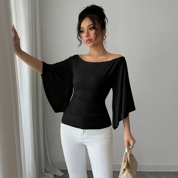 Haut élégant femme à épaules dénudées avec manches larges et coupe ajustée Chic & Stil