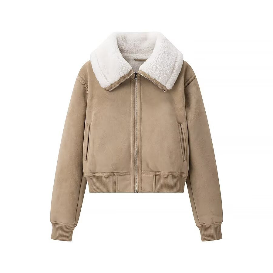 Elegant women's quilted jacket with soft faux fur collar and practical pockets Lune London