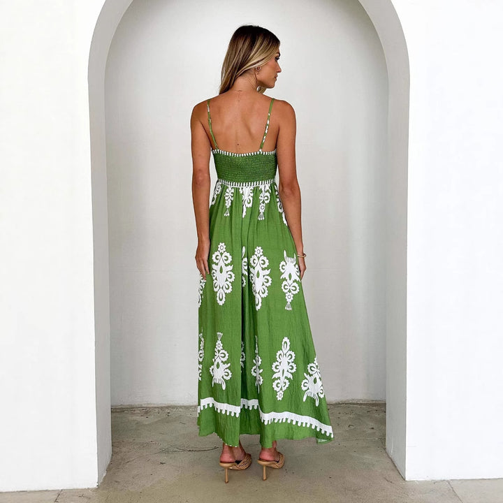 Women's maxi dress with floral pattern and flared skirt Lune London