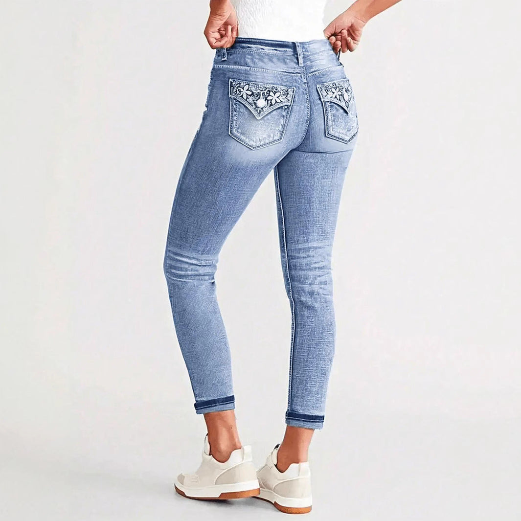 Ladies fitted high-rise skinny jeans with sculpting effect and five-pocket design Amarae