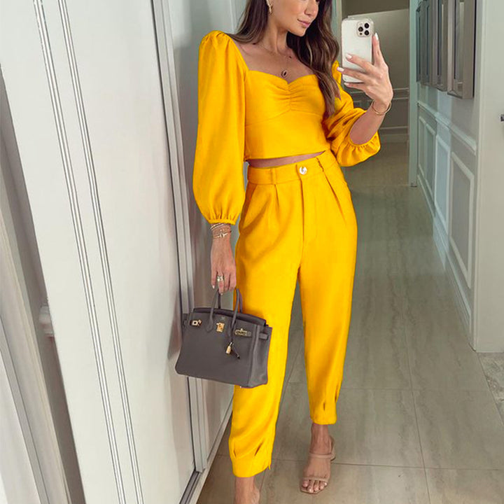 Lune London fashionable women's set with puff sleeves and high-waisted pants