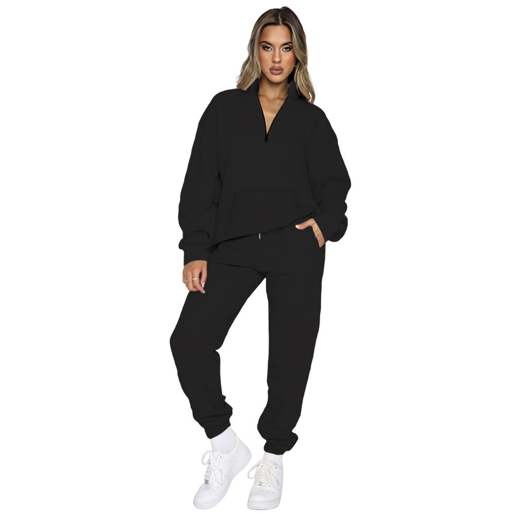 Women's sports set with high collar and pockets Lune London