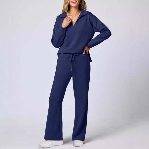 Casual lounge set for women with loose fit and comfortable V neck Lune London