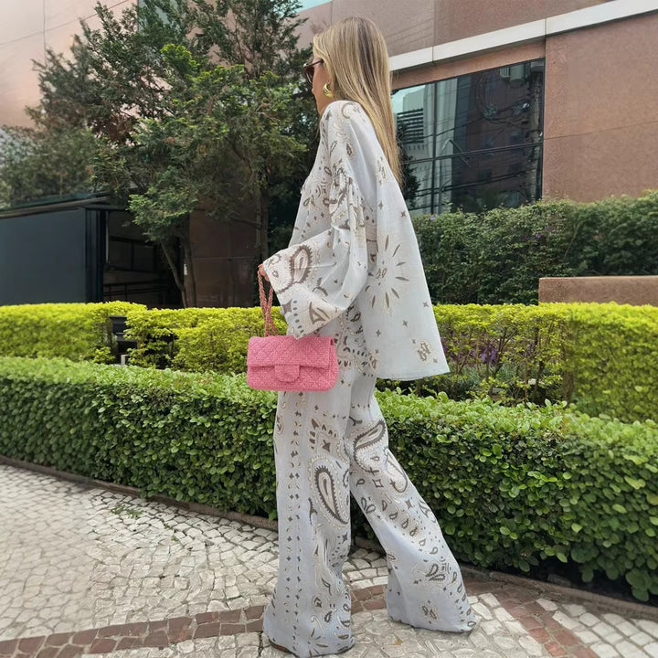 Women's wide Palazzo pants with paisley print, elastic waistband & pockets Amarae