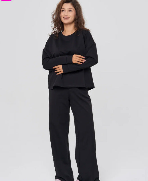 Ladies Comfortable Relaxed Loungewear Set with Loose Fit Lune London
