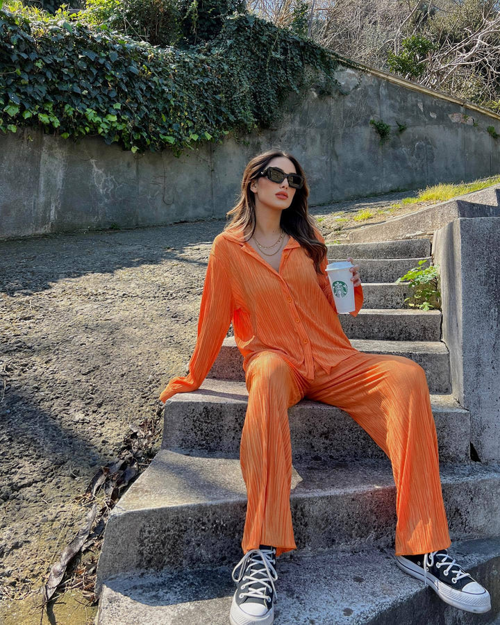Lune London two-piece casual outfit for women with continuous button placket and wide legs