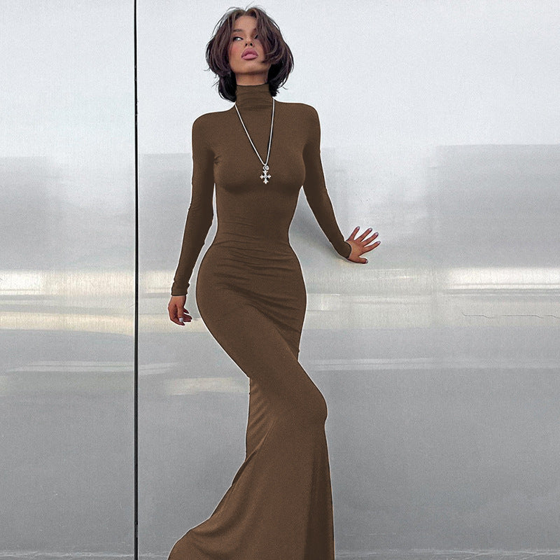 Ladies Elegant Maxi Dress with High Collar and Chic Fitted Cut