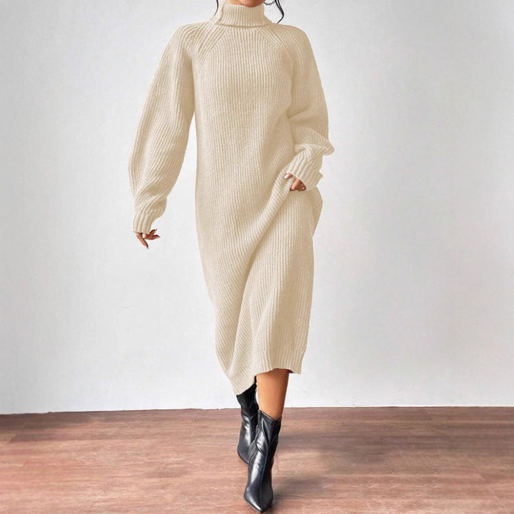 Robe tricotée de mode féminine avec col montant et coupe ample Chic & Stil