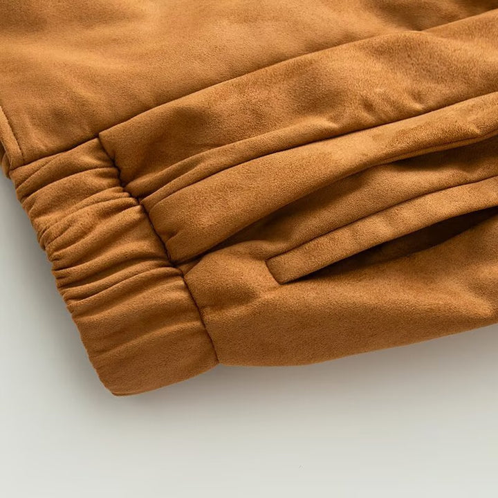 Veste de transition féminine à la mode avec coupe asymétrique et poches confortables Chic & Stil