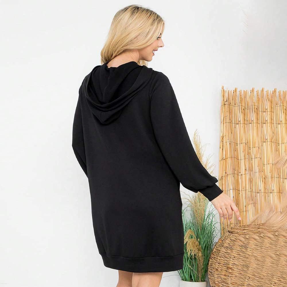 Robe hoodie pour femmes avec des manches bouffantes élégantes et une poche kangourou pratique Chic & Stil