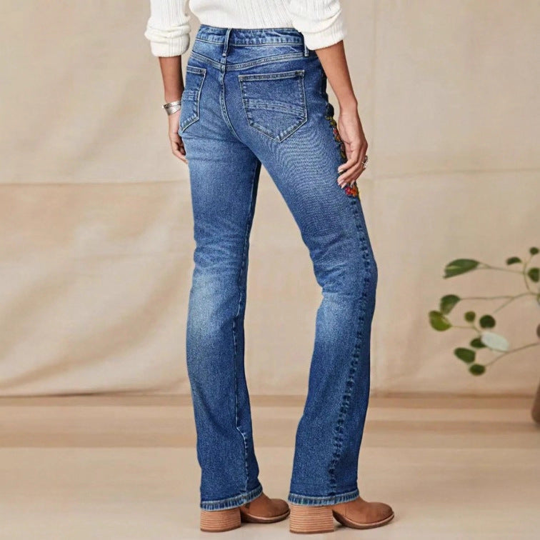 Women's embroidered bootcut jeans with high waist and light stretch Amarae