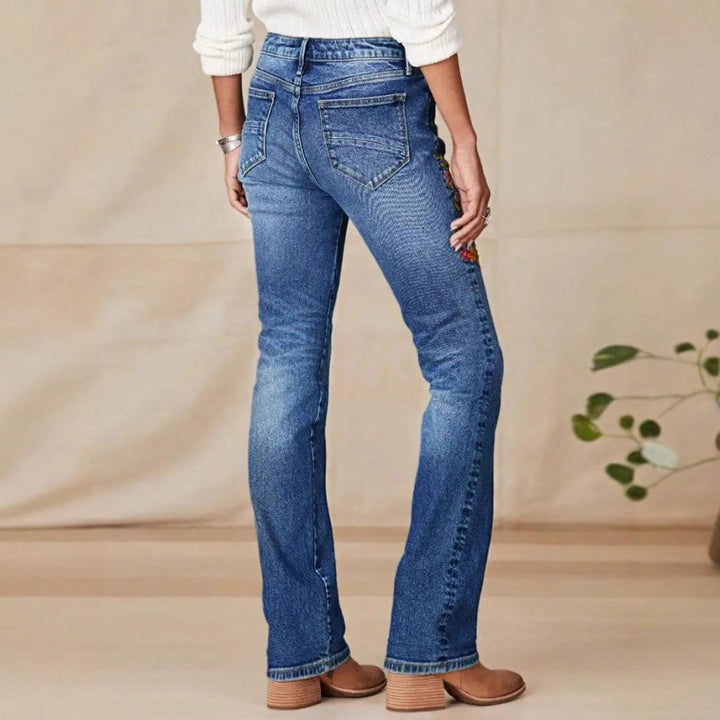 Women's embroidered bootcut jeans with high waist and light stretch Amarae