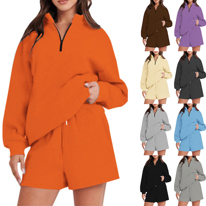 Comfortable leisure set for women with half-zip closure and shorts Lune London