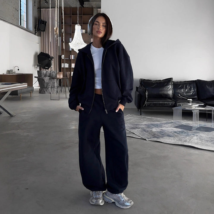 Ladies Comfortable Hooded Jacket and Wide Pants Sporty Relaxation Set Lune London