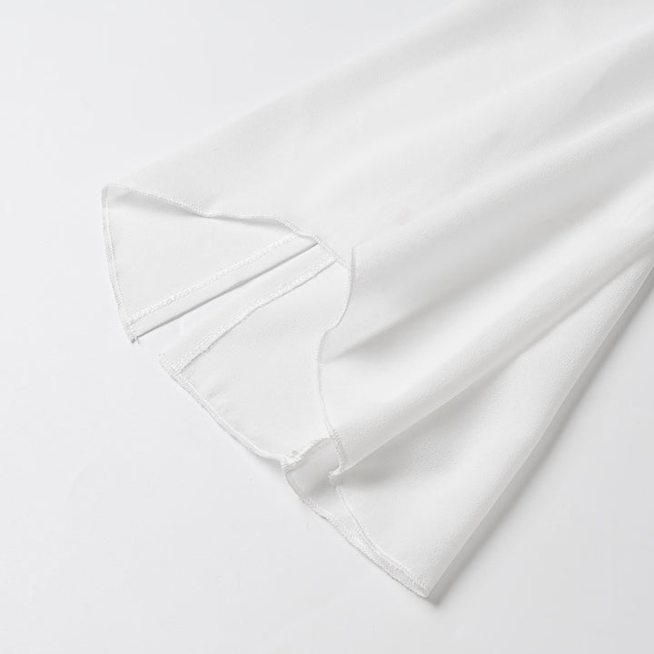 Elegant blouse for women with ruffle details Lune London