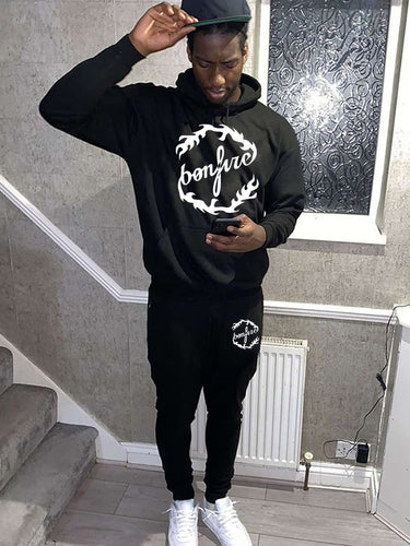 Women's hoodie and jogger set with modern logo Amarae