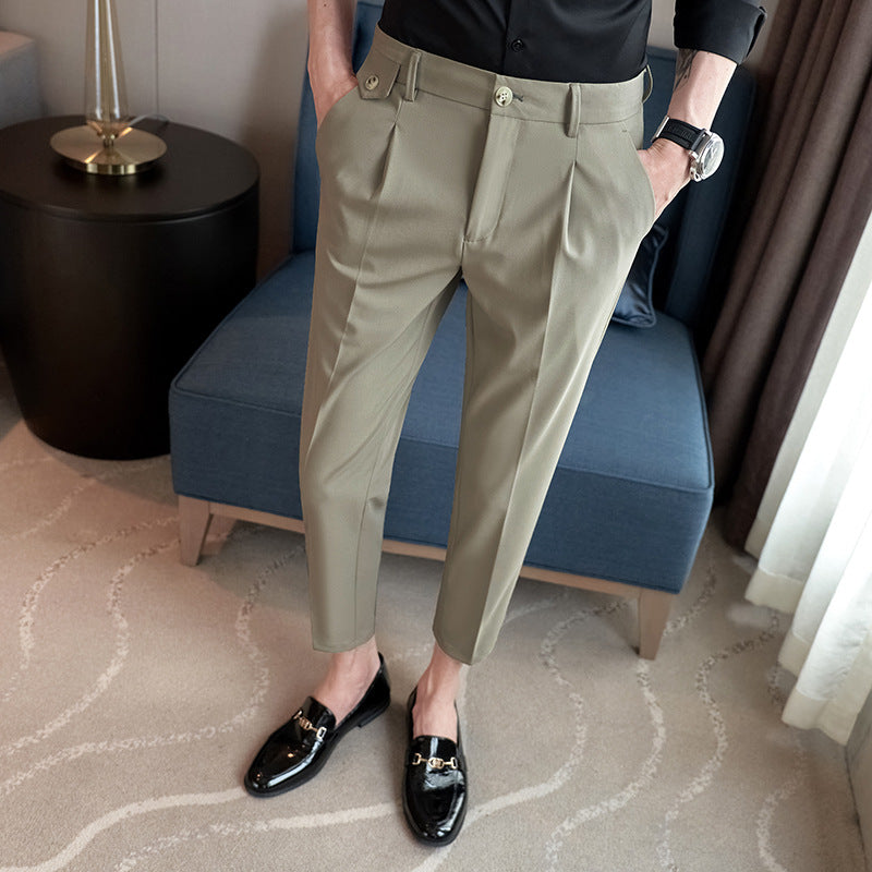 Elegant suit pants for men with modern cut and practical pockets Lune London