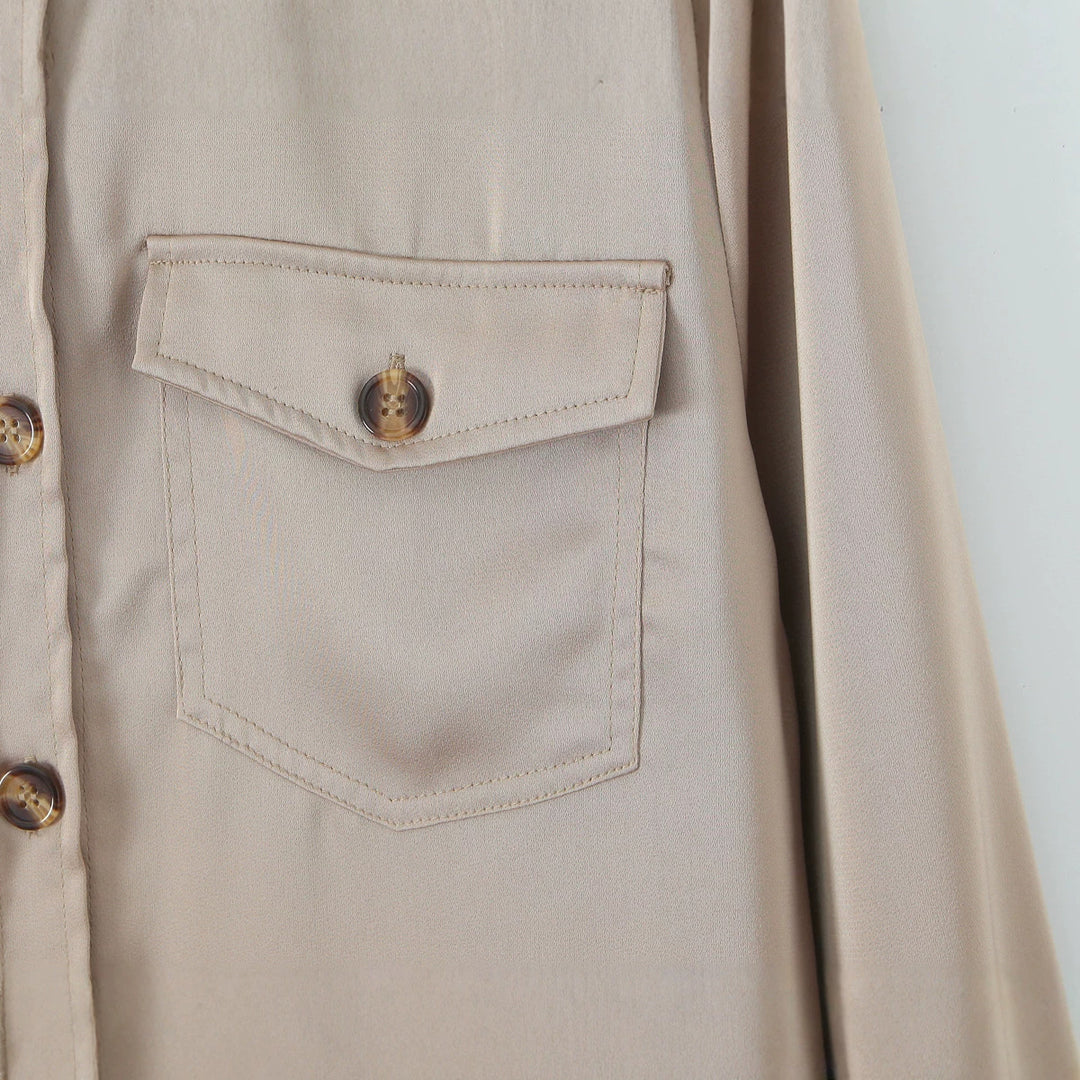 Women's oversized shirt blouse with applied breast pockets and shoulder epaulettes Amarae